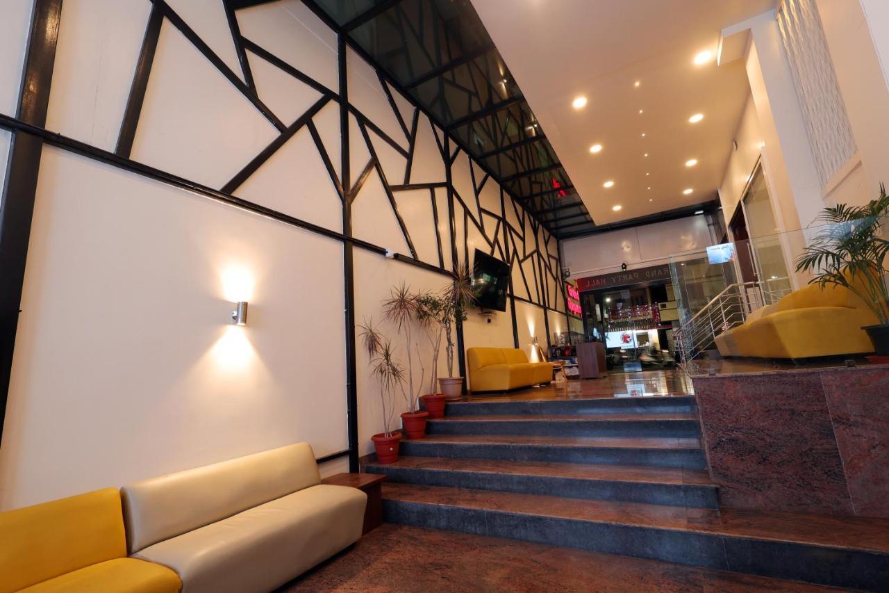 Grand Regency Rajajinagar, Iskcon Temple - Wtc Hotel บังกาลอร์ ภายนอก รูปภาพ