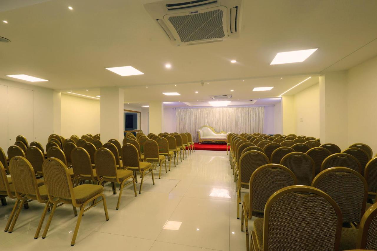 Grand Regency Rajajinagar, Iskcon Temple - Wtc Hotel บังกาลอร์ ภายนอก รูปภาพ