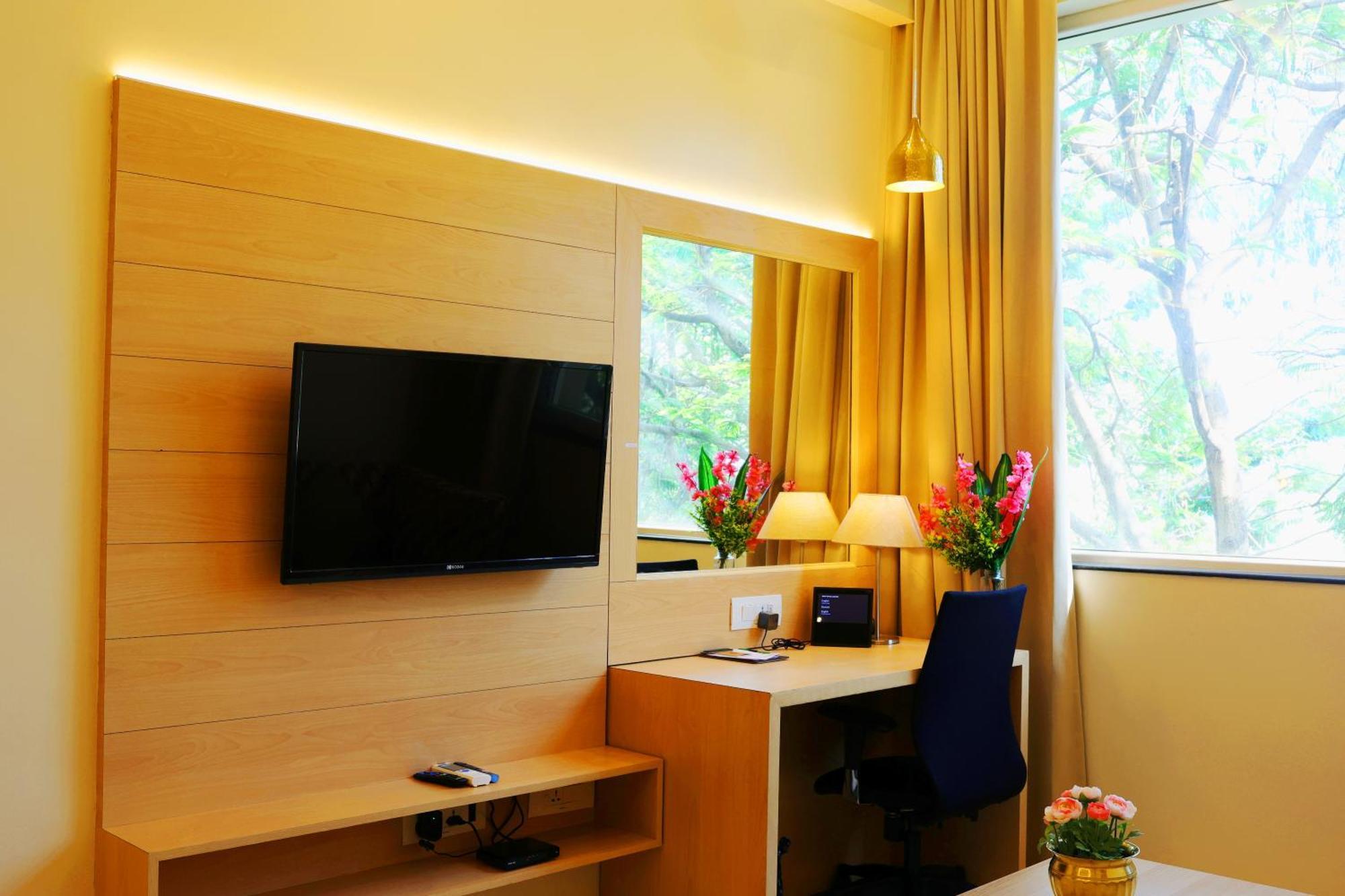 Grand Regency Rajajinagar, Iskcon Temple - Wtc Hotel บังกาลอร์ ภายนอก รูปภาพ